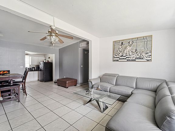 2nd image of 4440 NE 14th Avenue