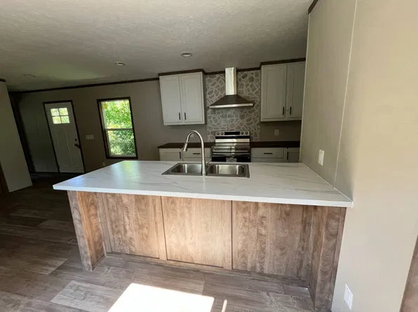 345 Mercury Dr, Madison, AL 35758