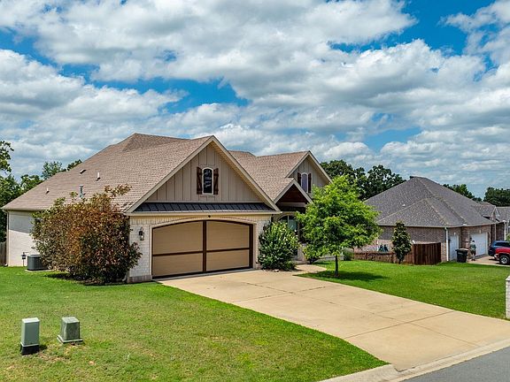 2nd image of 3001 Rock Ridge Dr