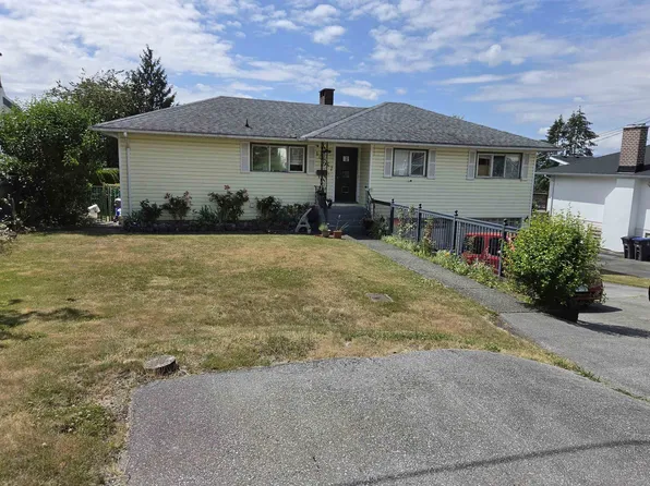 10267 125th St, Surrey, BC V3V 4Y5
