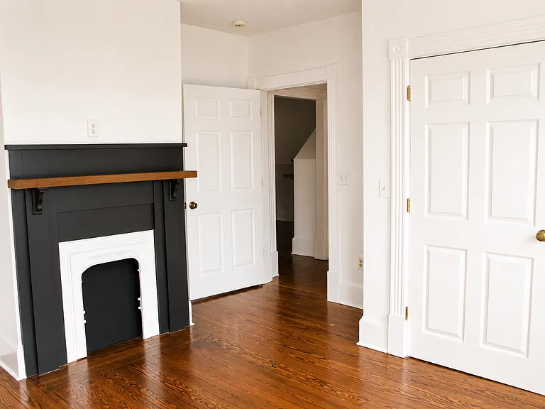 616 E Gwinnett St — Photo 2