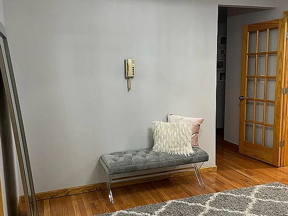 5th image of 10240 67th Dr Suite 1