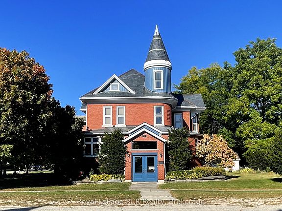 2nd image of 130 John St