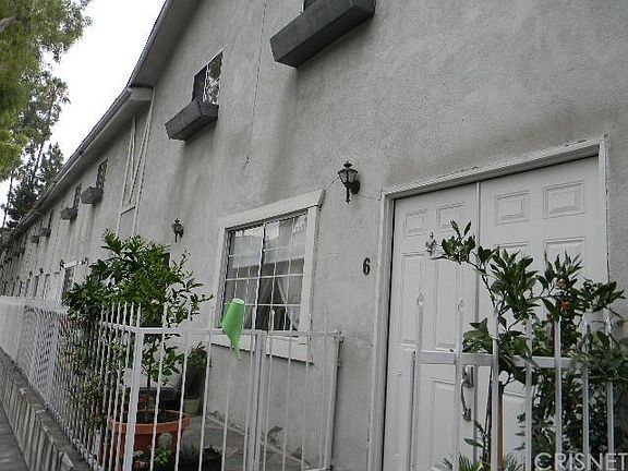 5th image of 15946 Sherman Way Unit 6