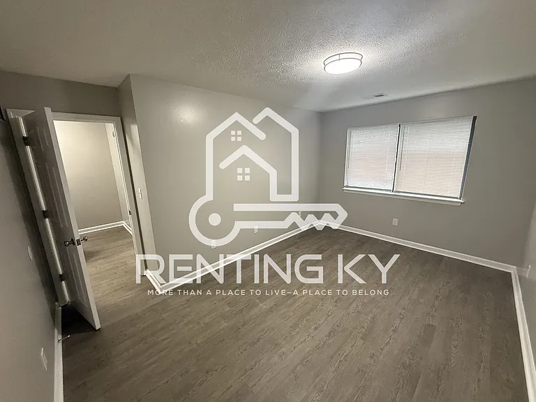 117-119 Lakeview Dr — Photo 14