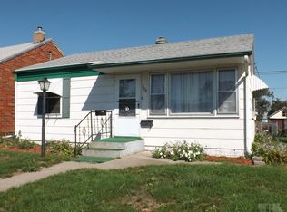706 Woodbury St, Marshalltown, IA 50158