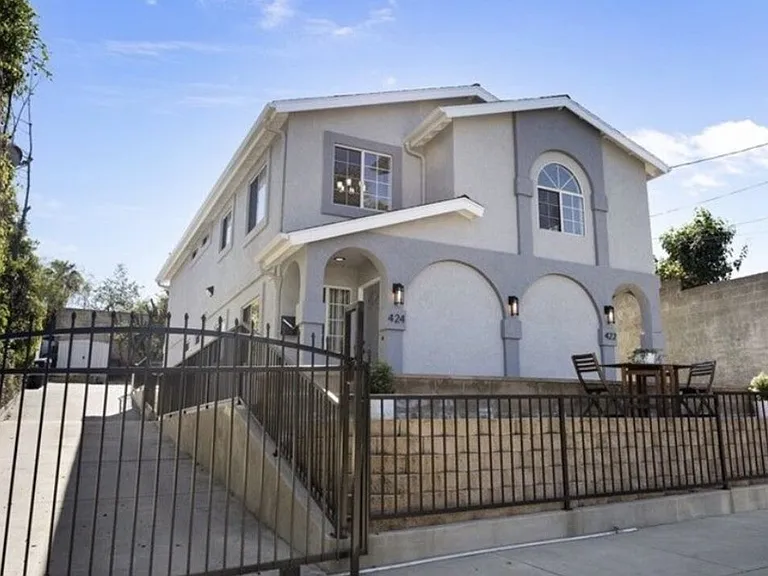 424 Parkman Ave — Photo 12