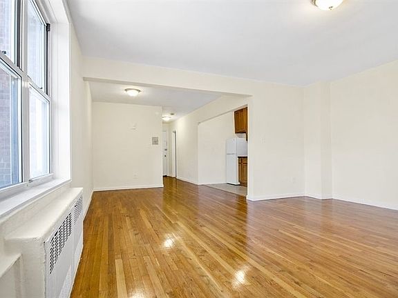 2nd image of 14325 41st Ave APT 206
