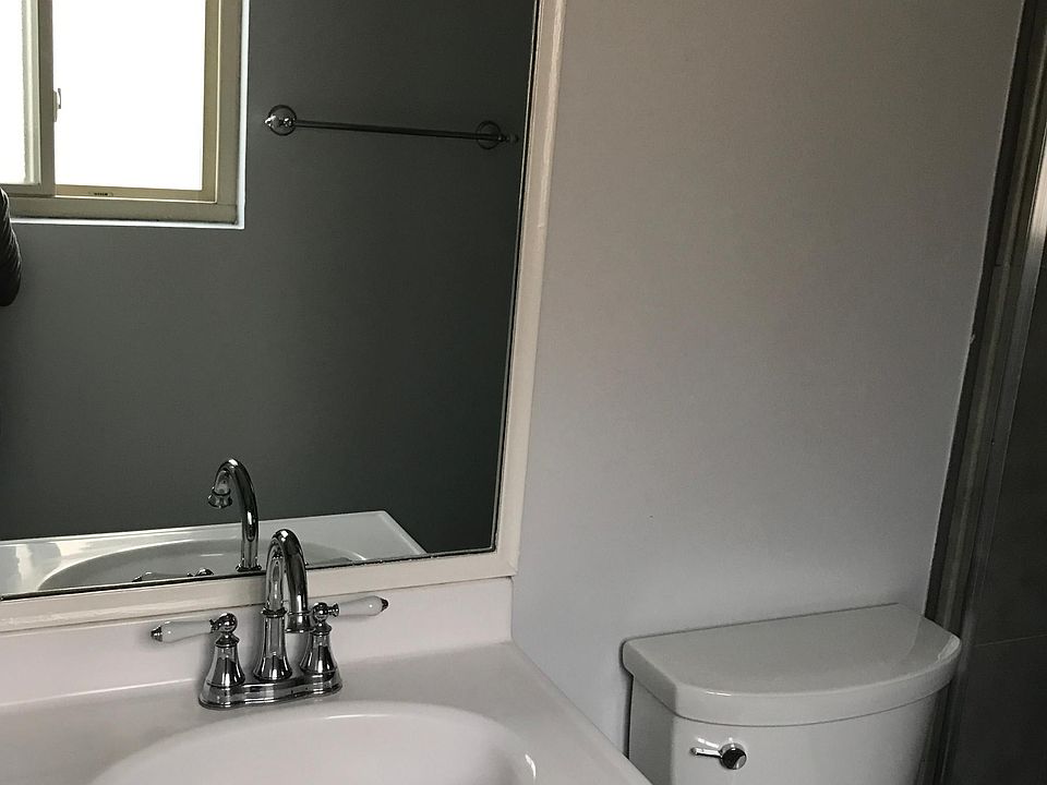 2nd bathroom, shower and toilet