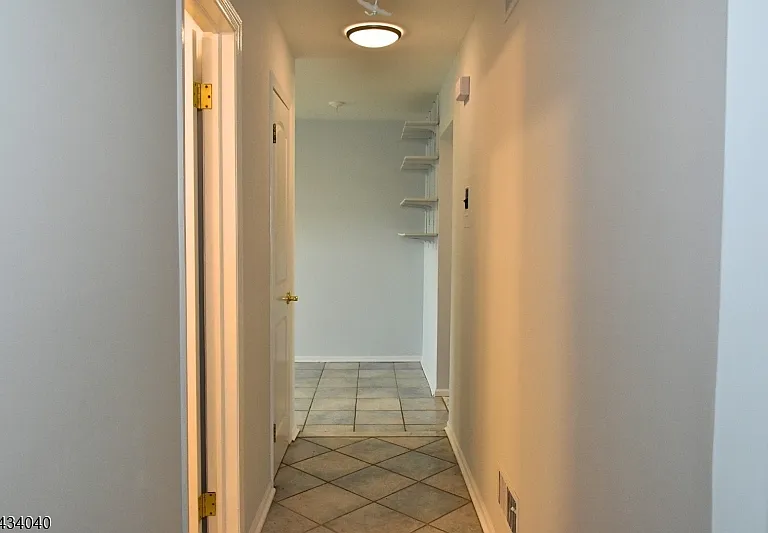 10 Garden Dr #2 — Photo 14