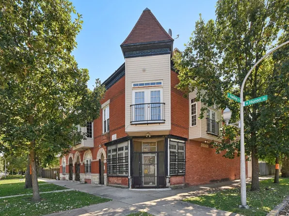 3921 W Huron St #7, Chicago, IL 60624