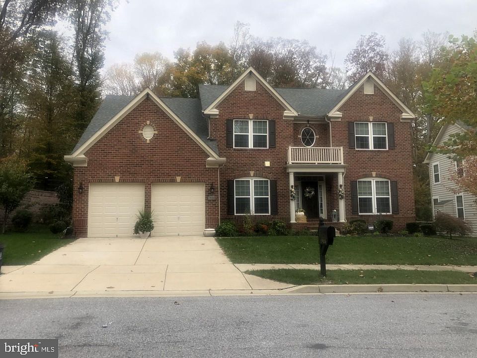 1st image of 1900 Lake Forest Dr