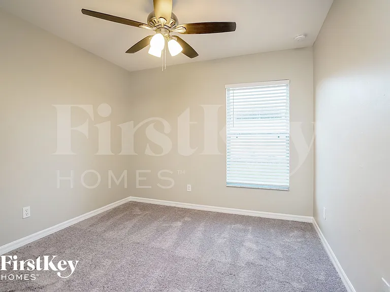 25904 Prada Dr — Photo 10