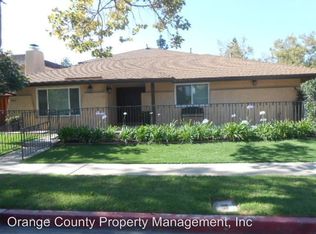 2709 W Keller Ave, Santa Ana, CA 92704