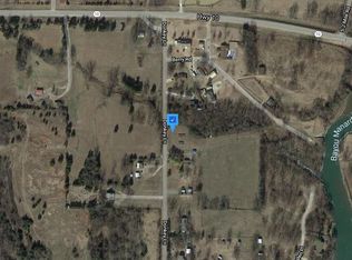 308 Donkey Ln, Fort Gibson, OK 74434