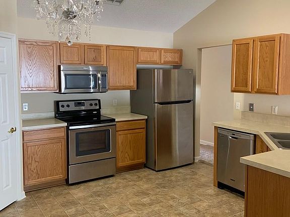 2nd image of 29 Louvet Ln