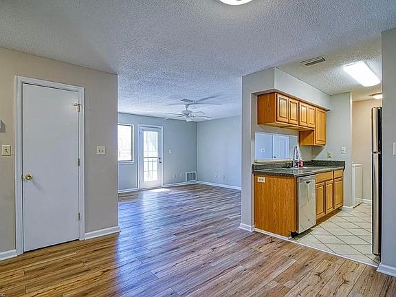 3rd image of 12678 Daybreak Cir