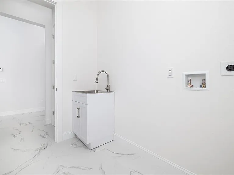 9 Watkins Pl — Photo 23