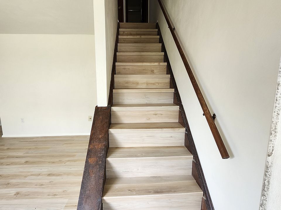 New flooring and stairs