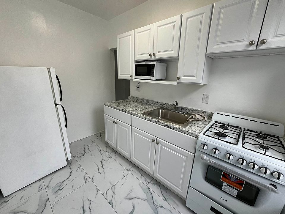 1st image of 35-46 31st St #2R