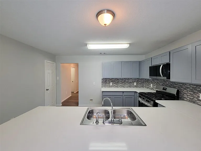 3602 Zephyr Glen Way — Photo 12