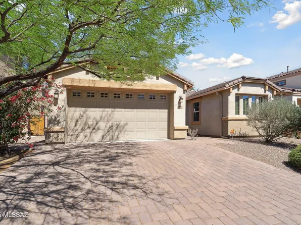 8470 N Gaetano Loop, Tucson, AZ 85742