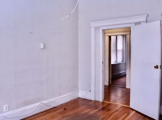 881 Huntington Ave APT 4, Boston, MA 02115
