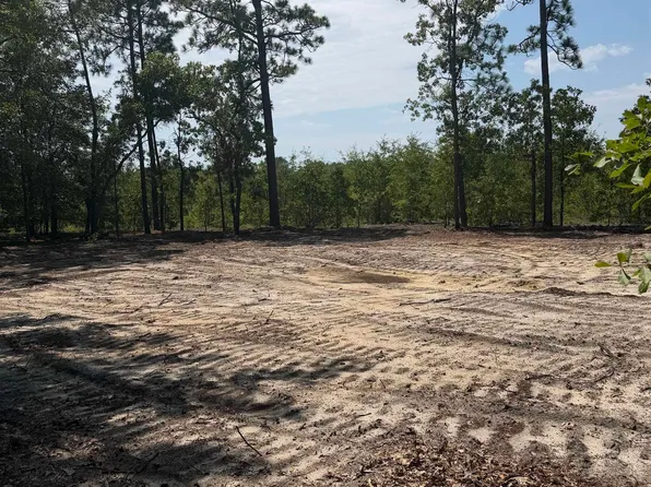 1 Patrick Hwy #1, Hartsville, SC 29550