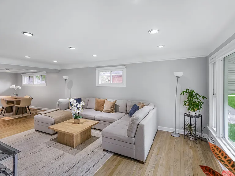 11574 Glamer Dr — Photo 1
