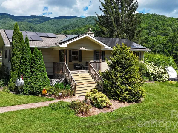 79 Winslow Rd, Waynesville, NC 28786