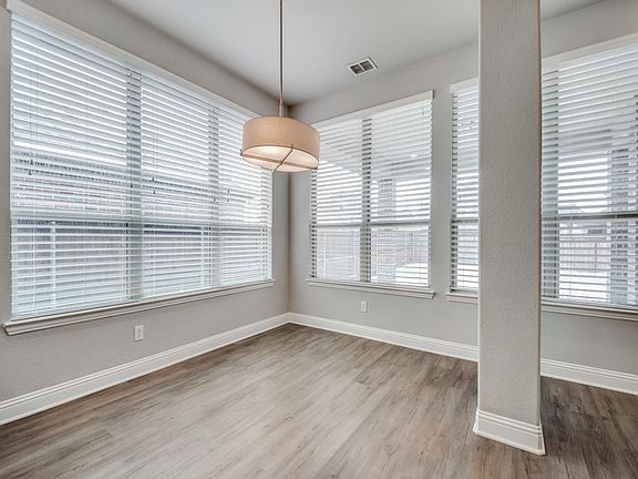 4th image of 3511 Meridian Ave