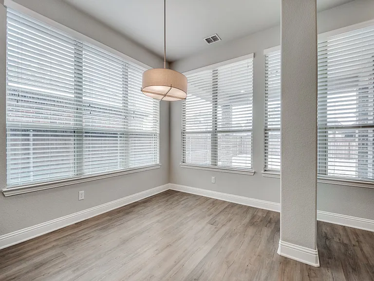 3511 Meridian Ave — Photo 4