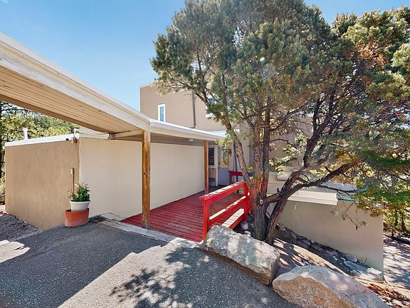 2nd image of 2109 Paseo Del Monte