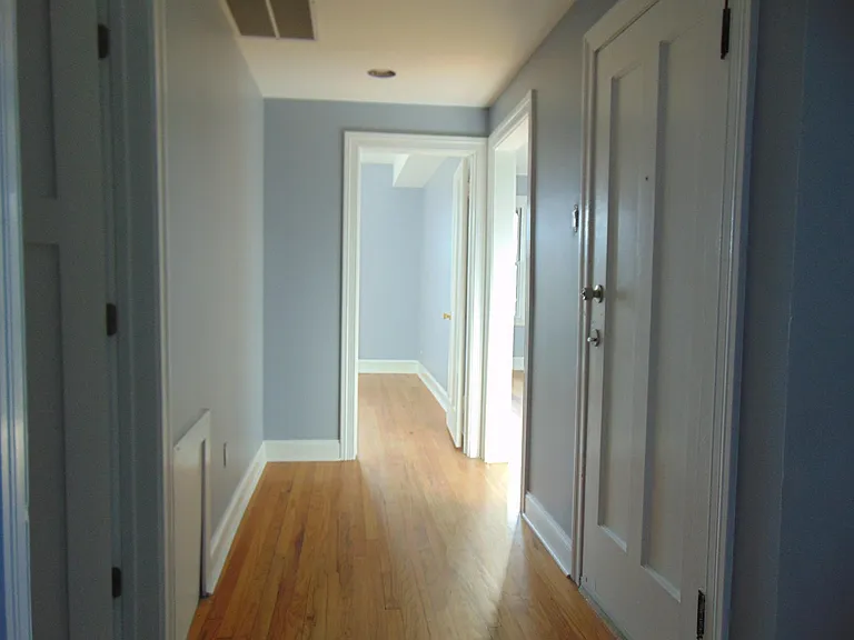 4450 S Homan Ave #3 — Photo 8