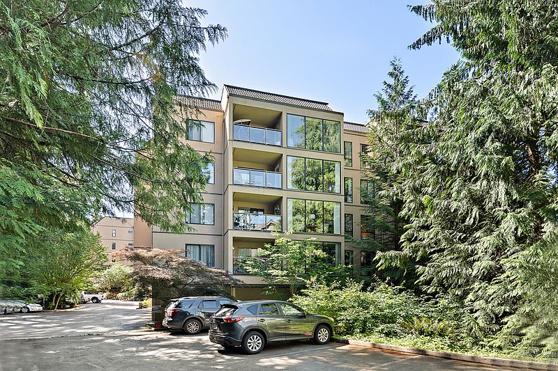 1st image of 15512 Country Club Dr APT B33