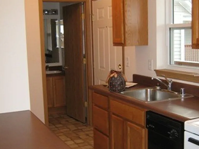 1101 N Russell St #301 — Photo 4