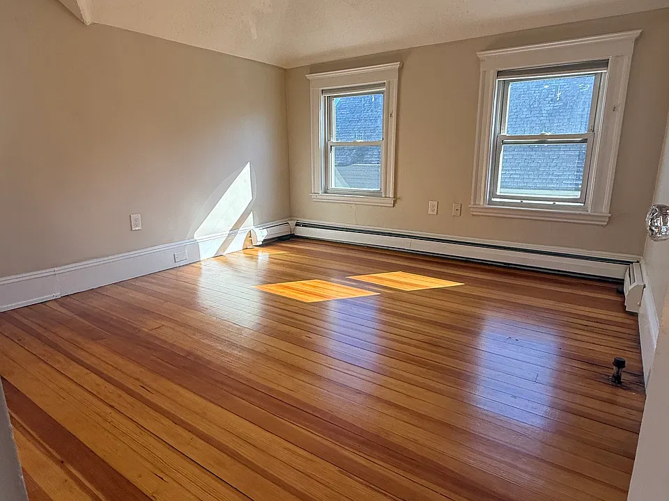 187 Lafayette St #3