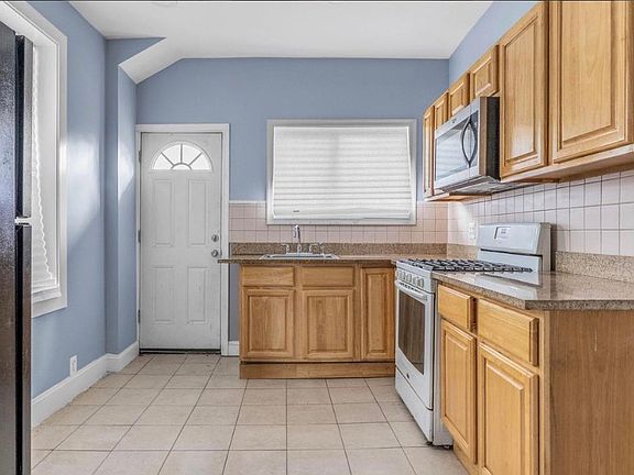 5th image of 4738 Paschall Ave #1