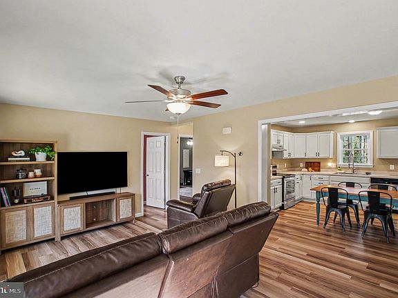 2nd image of 261 Azure Dr