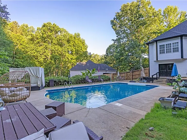 151 Dumar Ln — Photo 6