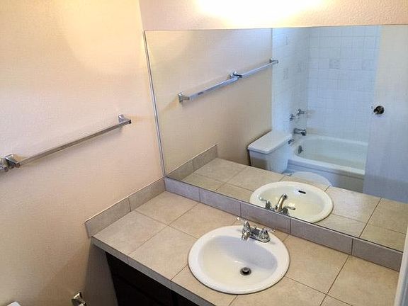 4th image of 3241 Jericho St Unit D