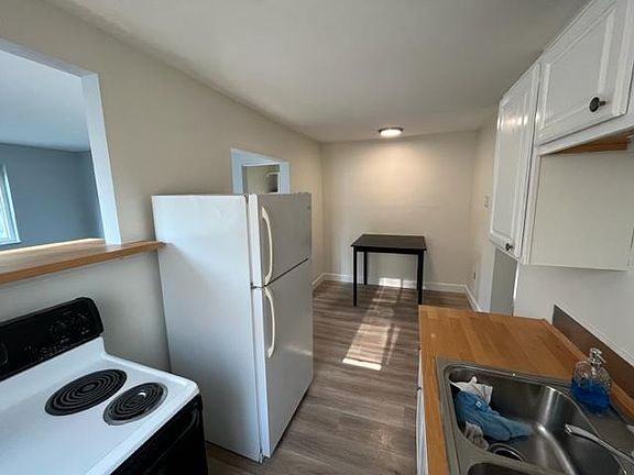 3rd image of 5711 Bramble Ave APT 4