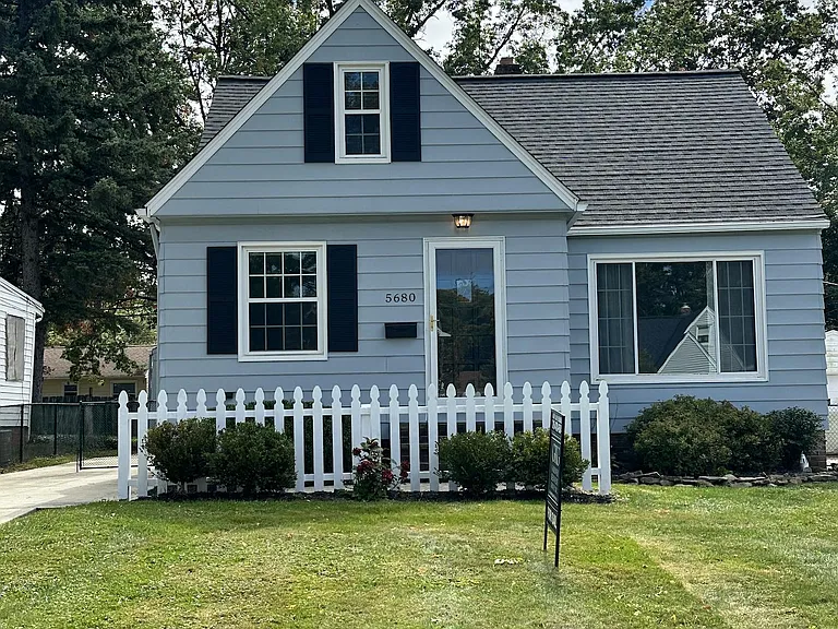 5680 Shawnee Dr — Photo 1