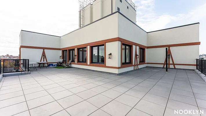 Rented by Nooklyn NYC LLC | media 24
