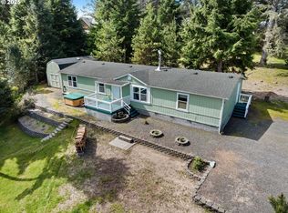 33136 Sand Dollar Ln, Warrenton, OR 97146