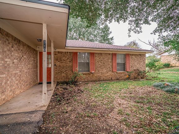3rd image of 310 Denise Dr