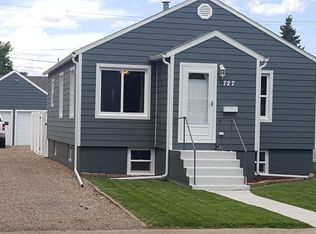 727 15th St, Havre, MT 59501