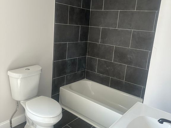 4th image of 19 Paul St Floor 2