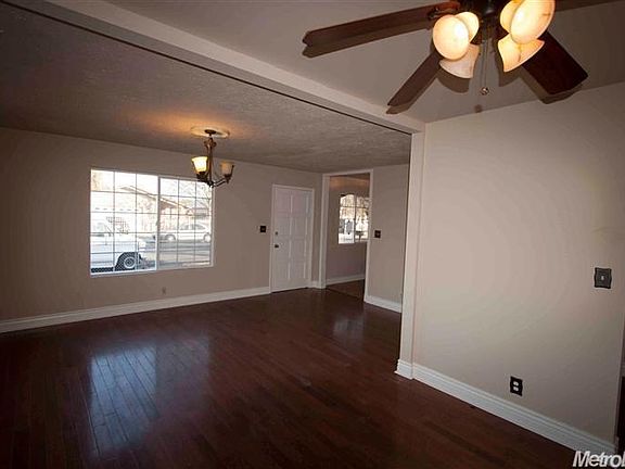 4th image of 346 Delhi Ave