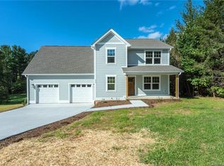 404 Emmas Grove Rd, Fletcher, NC 28732